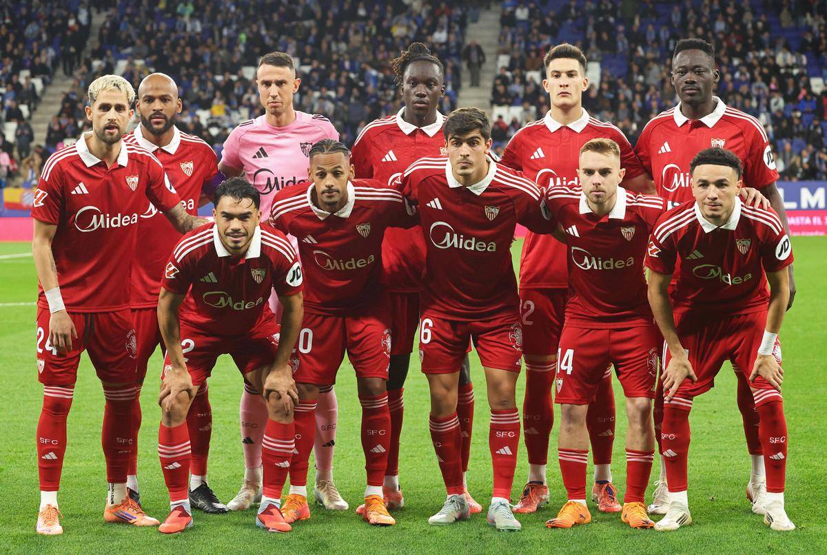 爱游戏中心-斯图加特主场大败，形势严峻待改观的简单介绍  第2张